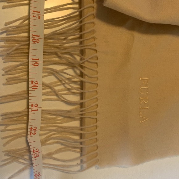 Furla cashmere scarf - Picture 2 of 5